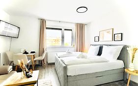 Bamo Studio - City Living Skyline